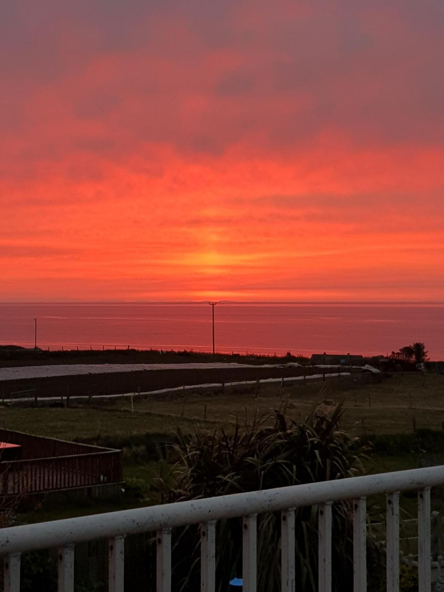 Sunrise View Bed & Breakfast Castlemagee ภายนอก รูปภาพ
