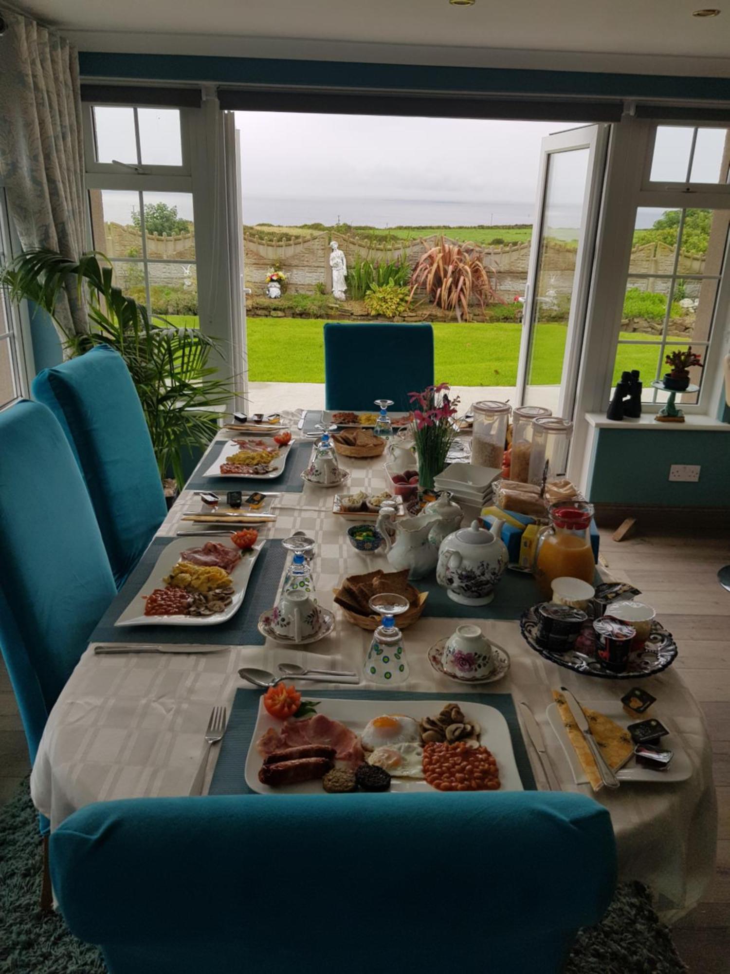 Sunrise View Bed & Breakfast Castlemagee ภายนอก รูปภาพ
